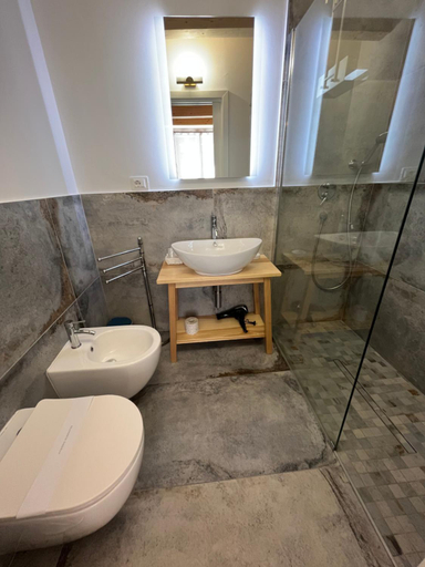 Others 4, De LoCa Rooms, Vibo Valentia