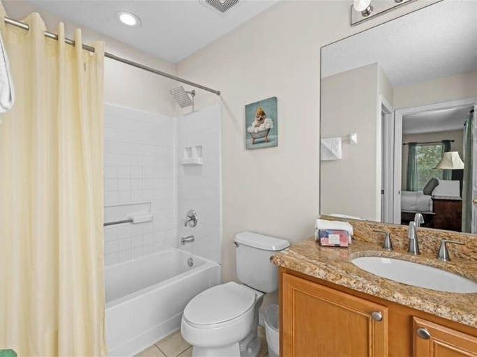 Bathroom 3, UniquelyÂ yourz 8 Bedroom Home by RedAwning, Osceola