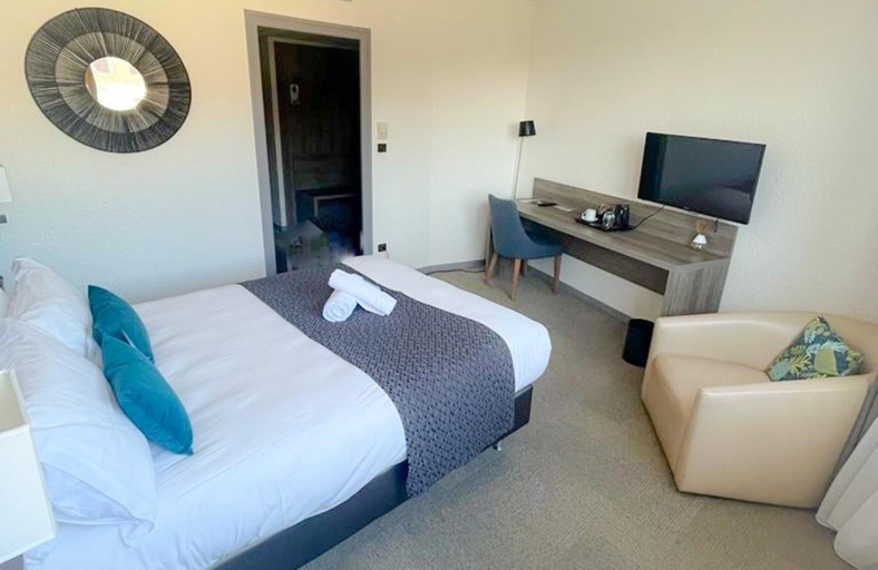 Bedroom 6