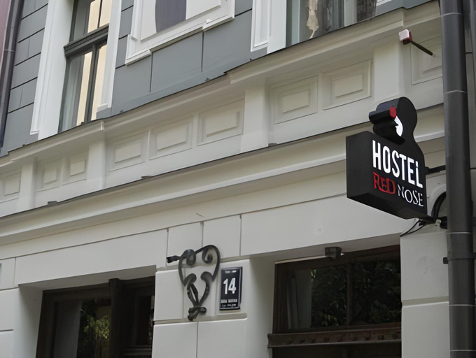 Exterior & Views 2, Red Nose Hostel, Riga