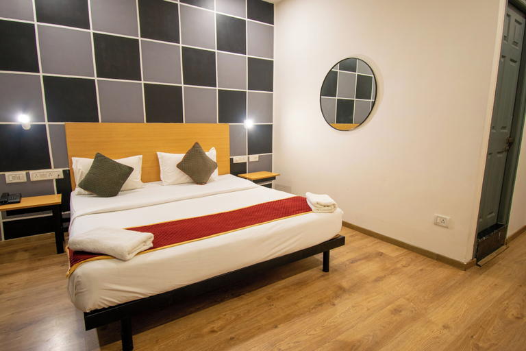 Bedroom 2, Moonlight Inn, Bangalore