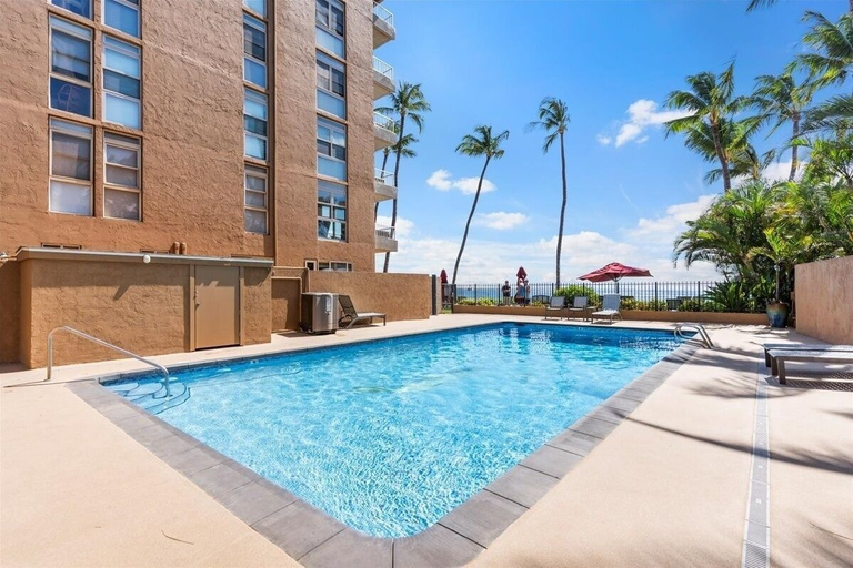 Sport & Beauty 5, Nani Kai Hale 502 2 Bedroom Condo, Maui