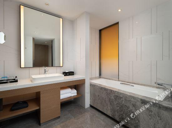 Mentor Hotel, Foshan