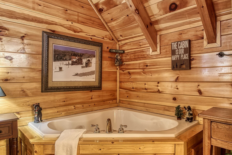 Bathroom 3, Majestic Mountain View - Great Location! - Convenient To Everything! 2 Bedroom Cabin by RedAwning, Sevier