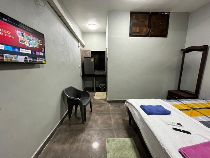 Bedroom 4, Crown hotel, Raigarh