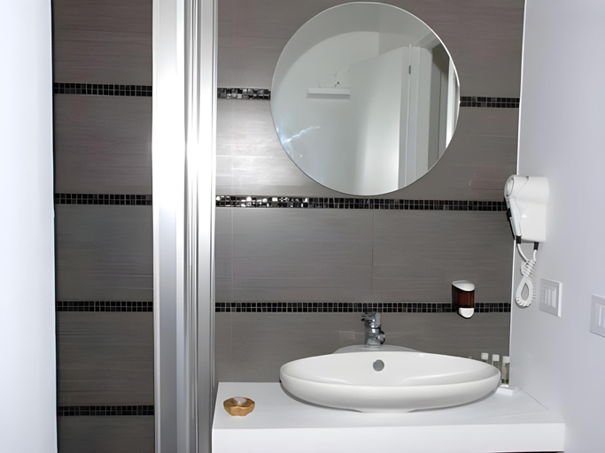 Bathroom 3, Piccola Caracas B&B, Agrigento