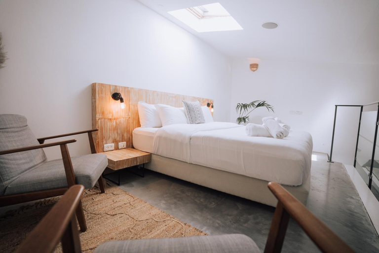 Bedroom 3, Sitar Ramon