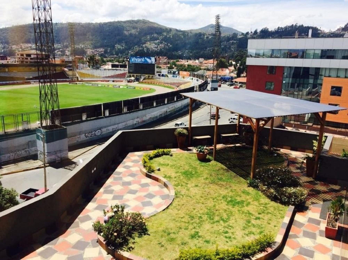 Others 5, Hotel Valgus, Cuenca