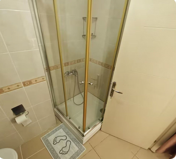 Bathroom 5, HOSTELİST, Fatih