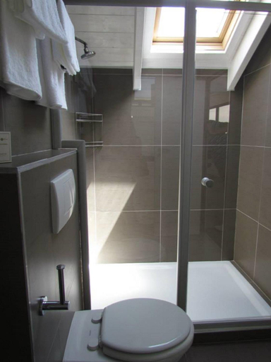 Bathroom 3, Desert Sands Boutique BB Self Catering, Swakopmund