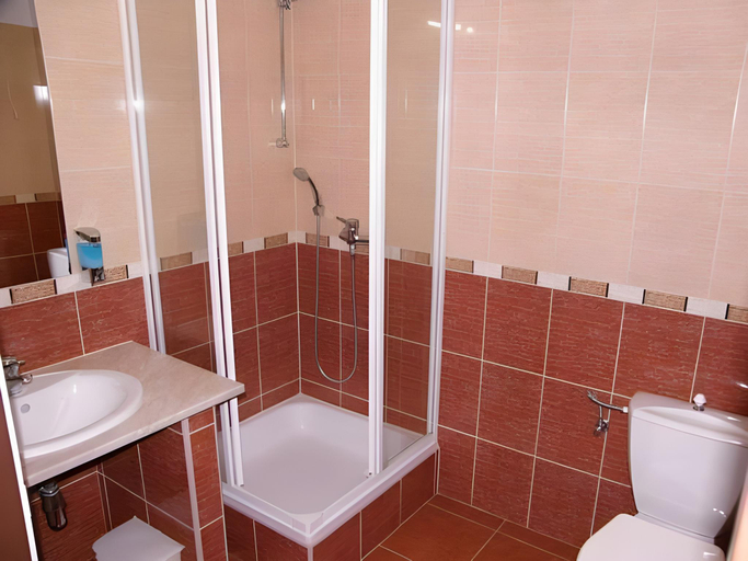 Bathroom 3, Hotel Adler, České Budějovice