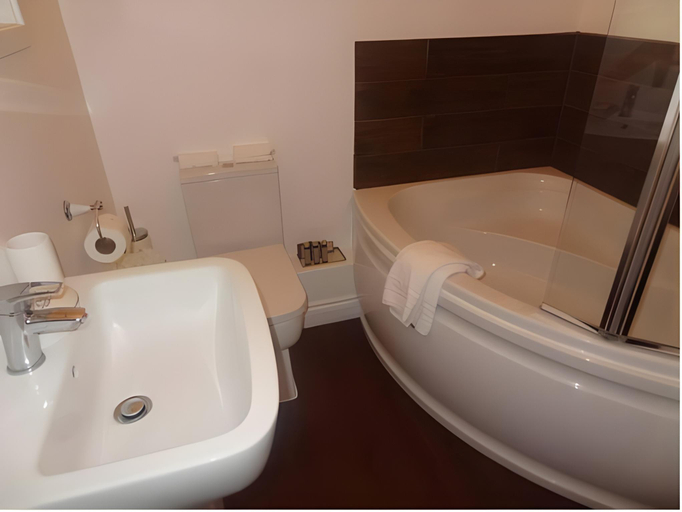 Bathroom 4, Limestone Hotel, Dorset