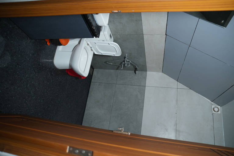 Bathroom 3, Kudaram County Resort, Idukki