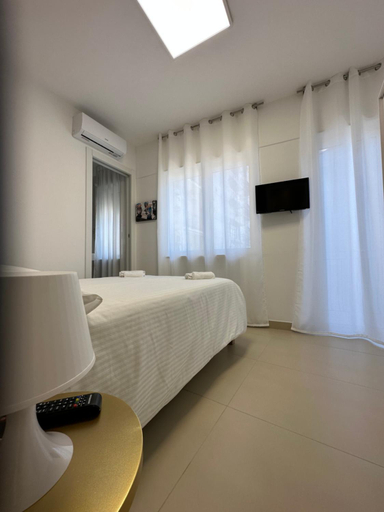 Others 4, Four Rooms Naxos, Messina