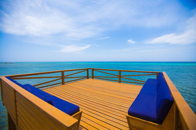Sport & Beauty 4, Lawson Rock - Angelfish 101 Studio Bedroom Condo by RedAwning, Roatán