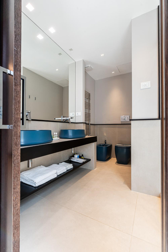 Bathroom 4, Ngonia Bay Boutique Hotel, Messina
