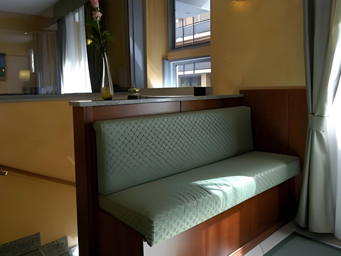 Bedroom 2, Hotel Dore, Milano