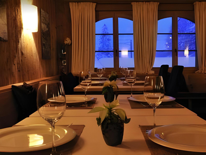 Food & Drinks 5, Hotel des Alpes Superieur, Saanen