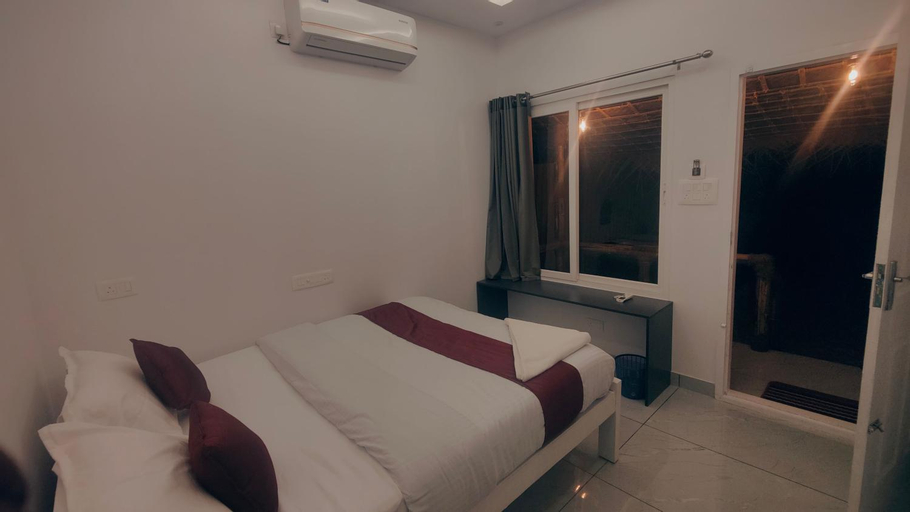 Bedroom 2, Bliss Beach Villa, Alappuzha