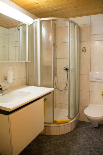Bathroom, Chalet Wurzenbord 1, Raron