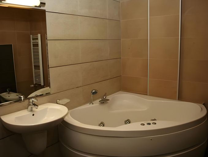 Bathroom 4, Hotel Secret Garden, Sisesti