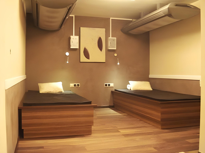 Bathroom 4, Hotel HELI'S - Joker Card included in Summer, Zell am See