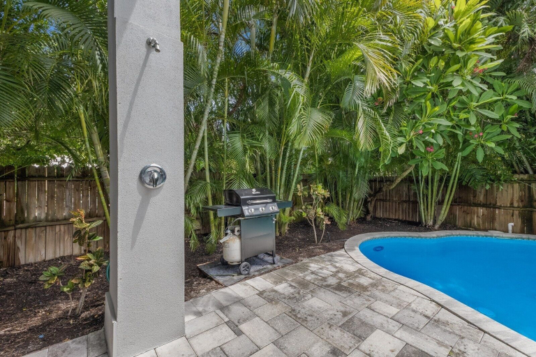 Sport & Beauty 5, Seaside Haven 4 Bedroom Home by RedAwning, Manatee