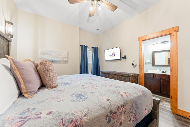Bedroom 3, Cc115- Lakeside Landing 8 Bedroom Home, Taney