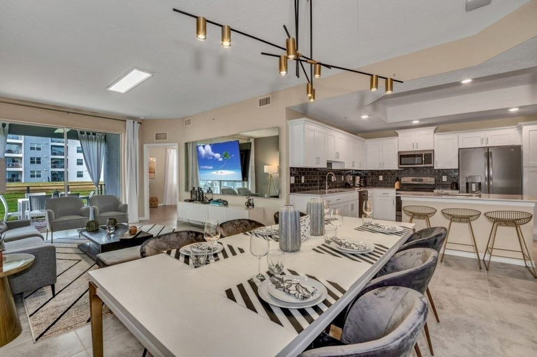 Food & Drinks, 3180 Para Unit 101 3 Bedroom Townhouse, Osceola
