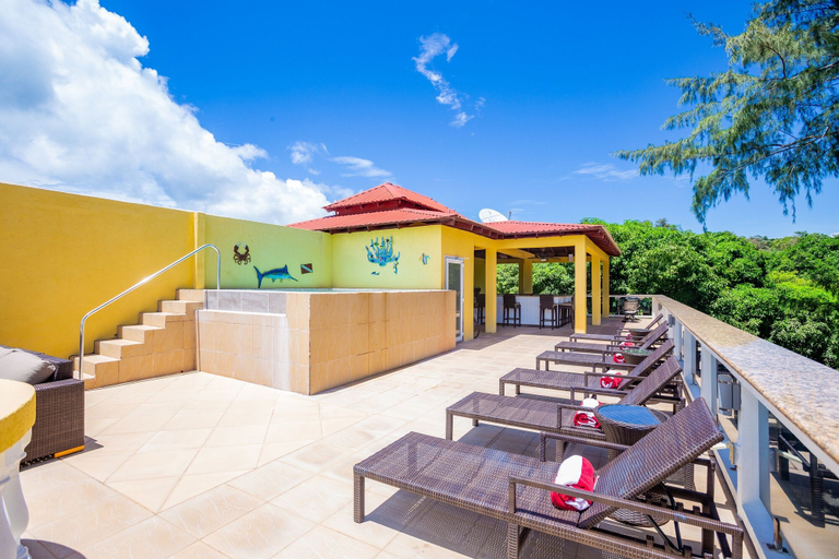 Exterior & Views, Villa Del Playa Penthouse #5, Roatán