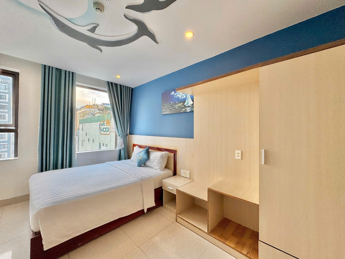 Bedroom 16