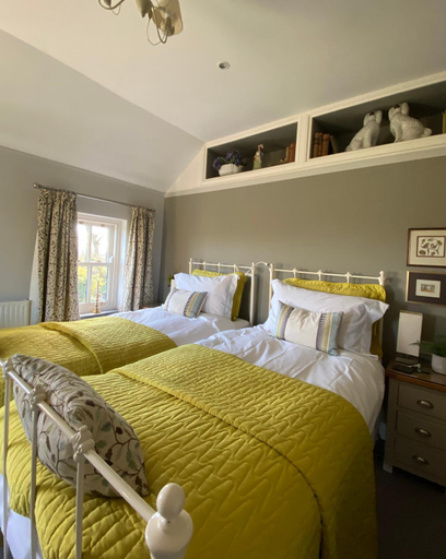 Bedroom 2, Downton Lodge Country Bed and Breakfast and; Self Catering, Devon