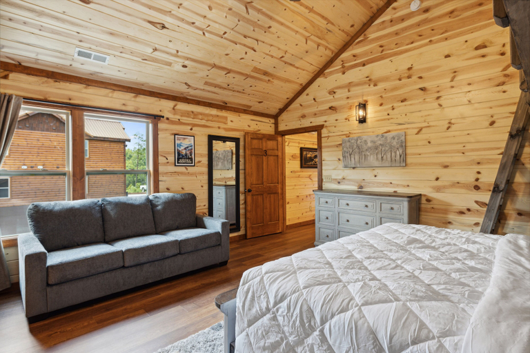 Bedroom 2, Smoky Mountain Splash 6 Bedroom Cabin by RedAwning, Sevier