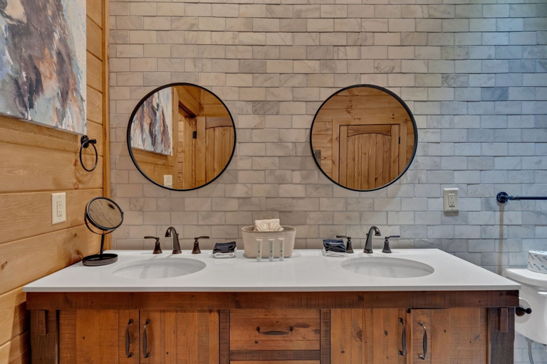 Bathroom 3, The Great Outdoors 5 Bedroom Cabin by RedAwning, Sevier