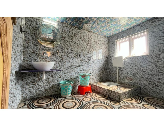 Others 4, Travellers Homestay, Pahalgam, Anantnag