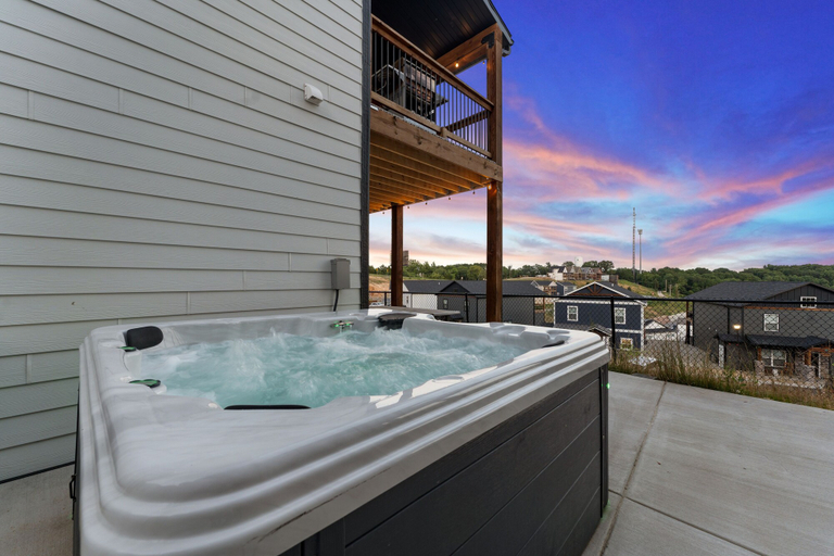 Bathroom 4, Cm132-6 -summer Breeze- Sleeps 17 6 Bedroom Home, Taney