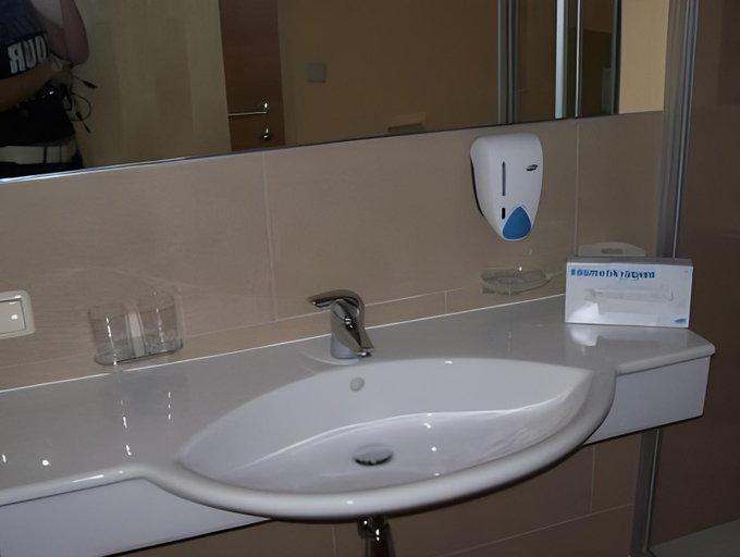 Bathroom 2, Hotel Garni Alpendiamant, Landeck