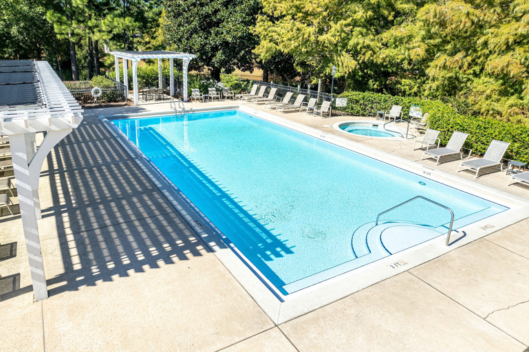 Sport & Beauty 5, Cindie's Song 3 Bedroom Home, Walton
