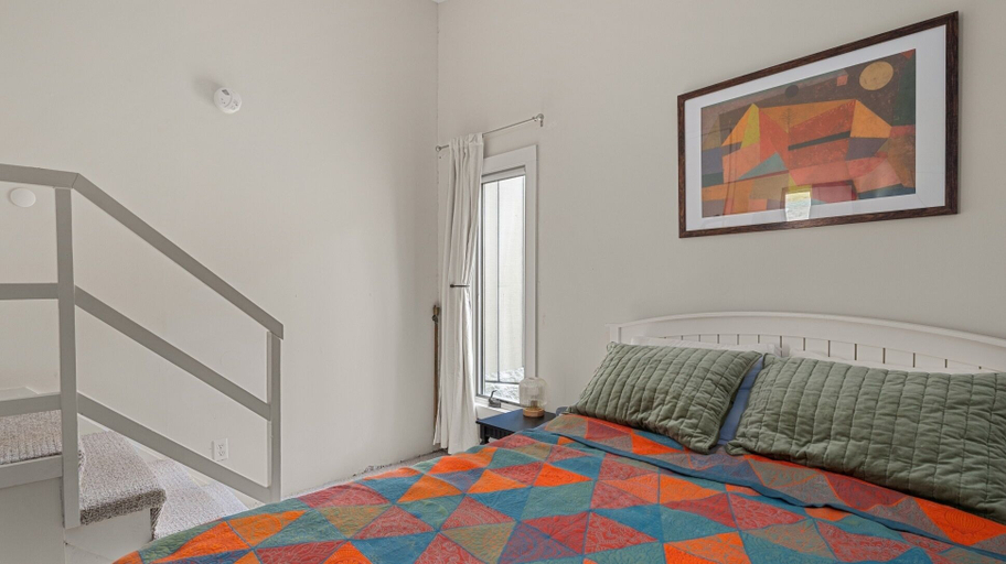 Bedroom 2, 19 North Lynx 4 Bedroom Condo, Washington