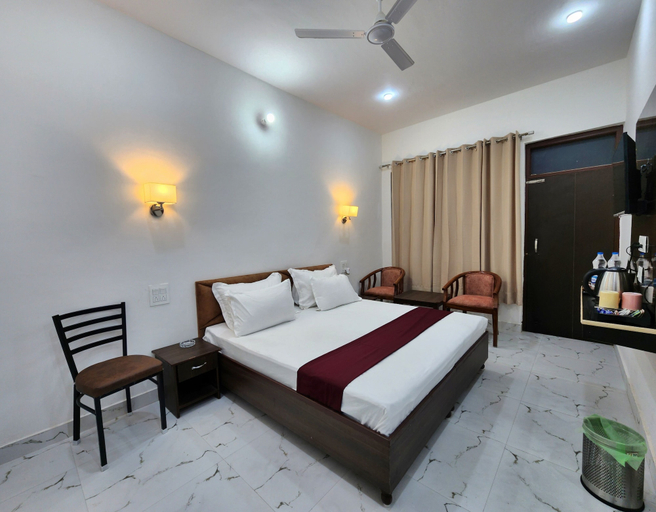 Bedroom 5, Dorjee House & Rooftop Cafe, Kangra