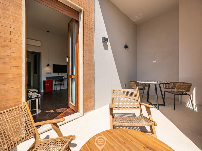 Others 3, Estay - Verso Suites, Cagliari