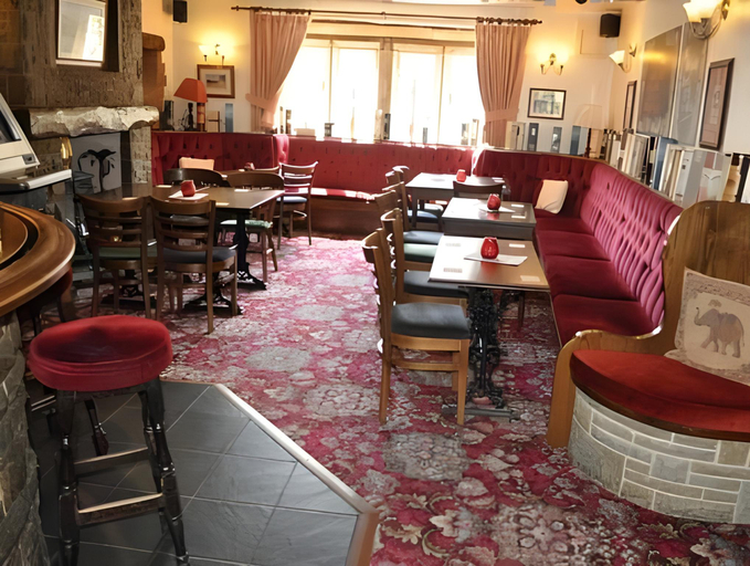 Others 2, The Rose and Crown, Kirklees