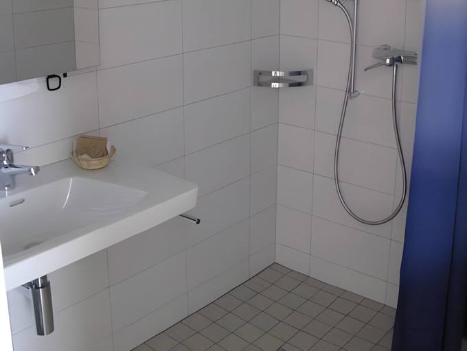 Bathroom, Hotel Restaurant Sokrates, Kreuzlingen