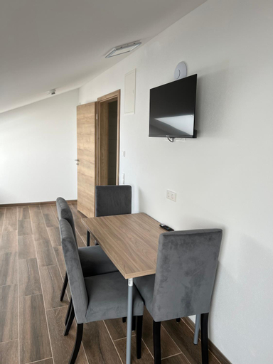 Dining Room 1