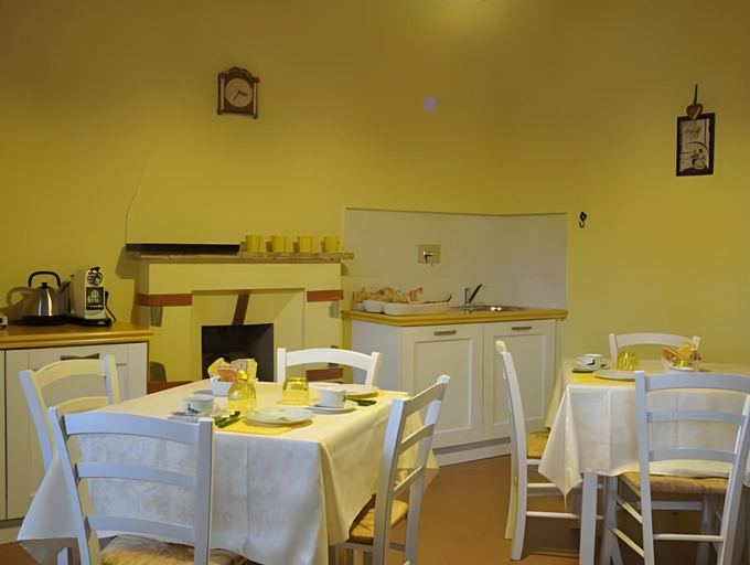 Others 2, B & B Da Ferro, Lucca