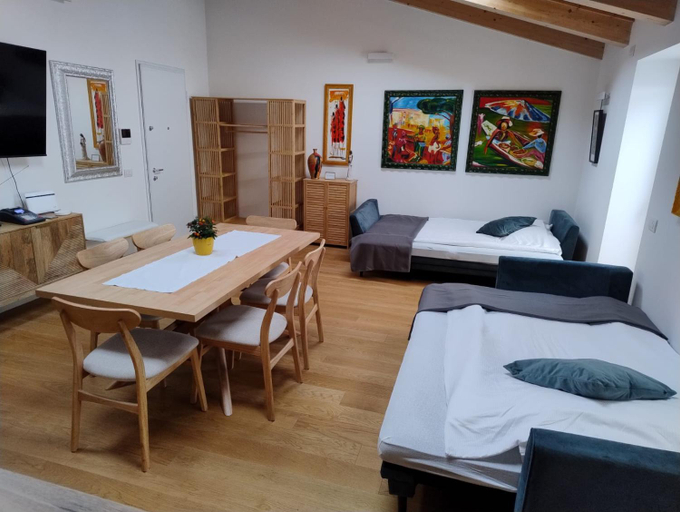 5, Boutique Apartments Cecilia, Trieste
