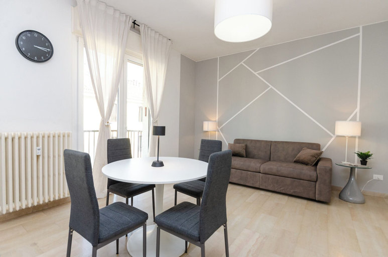 Others 4, VivimiHome-Navigli Lussuoso Appartamento, Milano