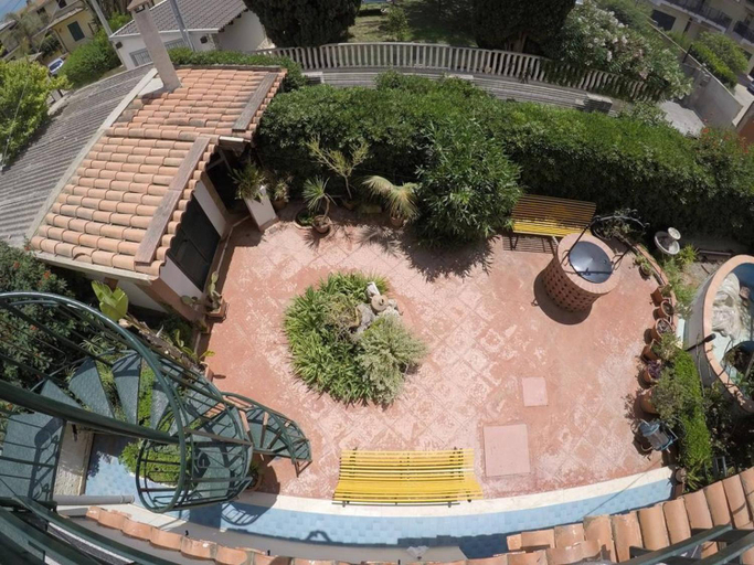 Others 3, Villa Mora su due livelli a 50 metri dal mare - wi-fi, Syracuse