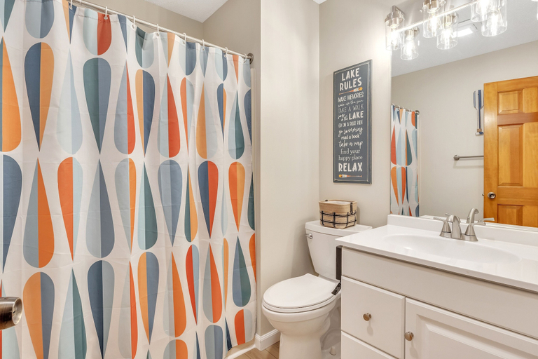 Bathroom 3, Deerfield Hideaway At Old Rocky 5 Bedroom Home, Campbell