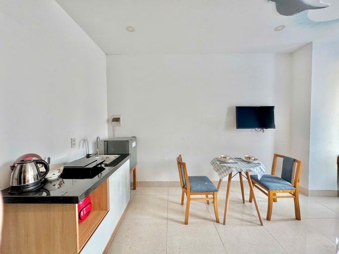 Dining Room 13